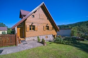 Smještaj-Gorski-kotar-Holiday-Houses-Poonkt